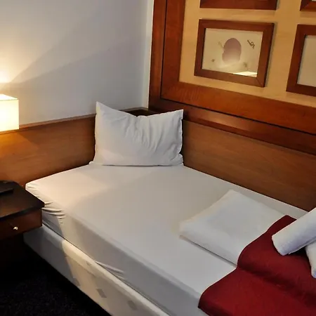 U Bílého Koně Hotel