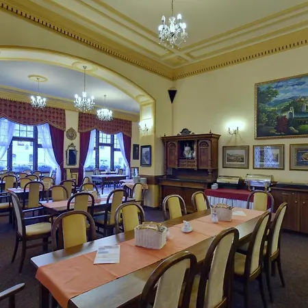 U Bílého Koně Hotel